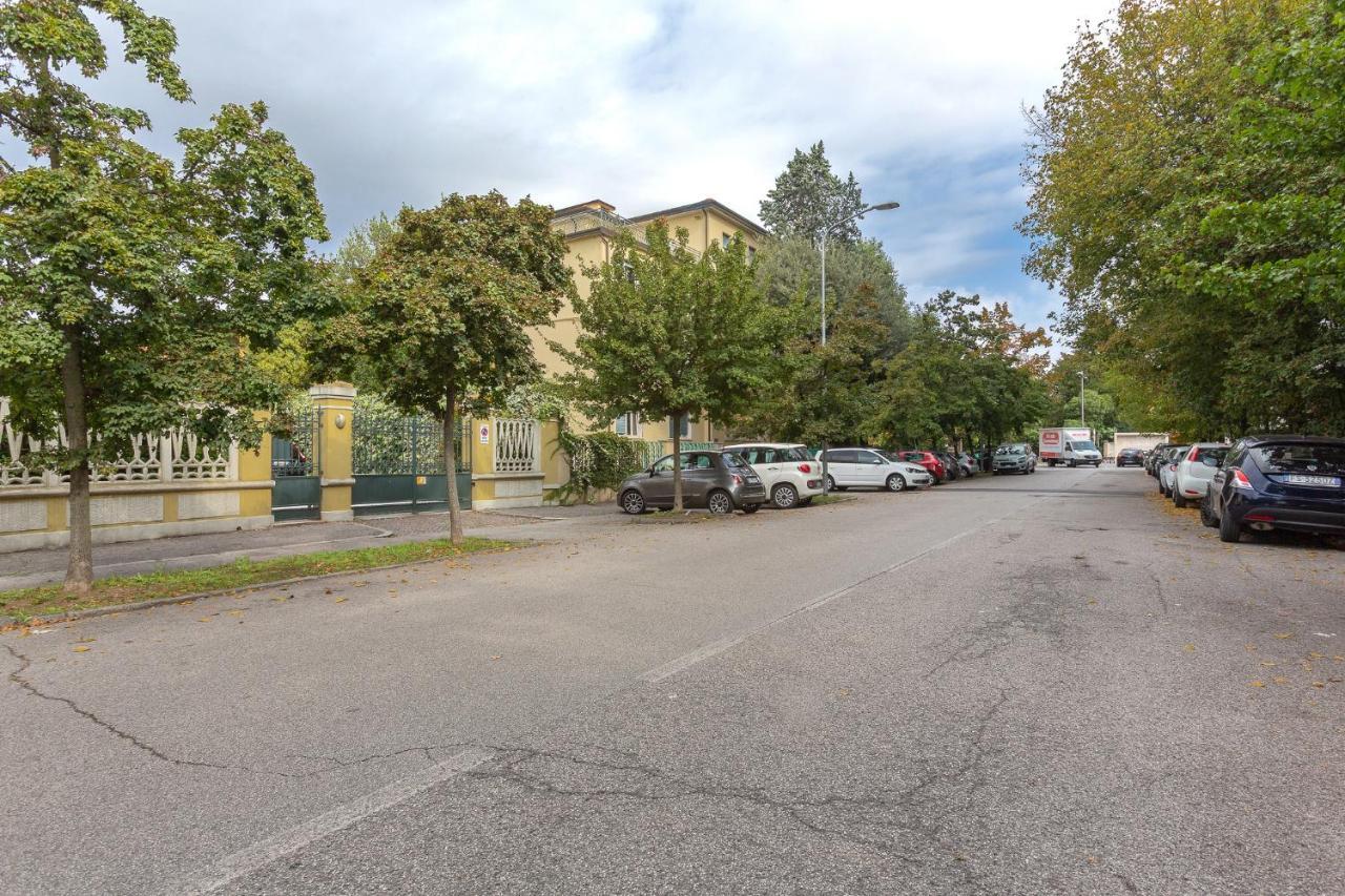 Ferrara A 5 Min Dalla Stazione Apartment X5 Bagian luar foto